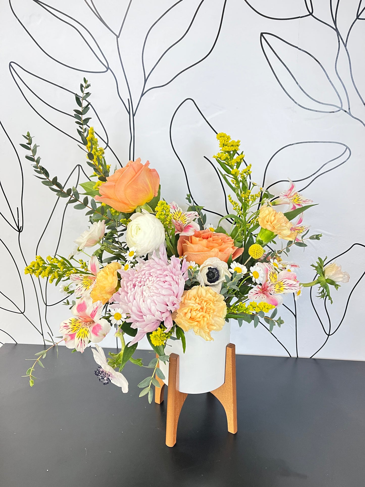 Designers Choice Fresh Arrangement (Image Is for Size Reference)